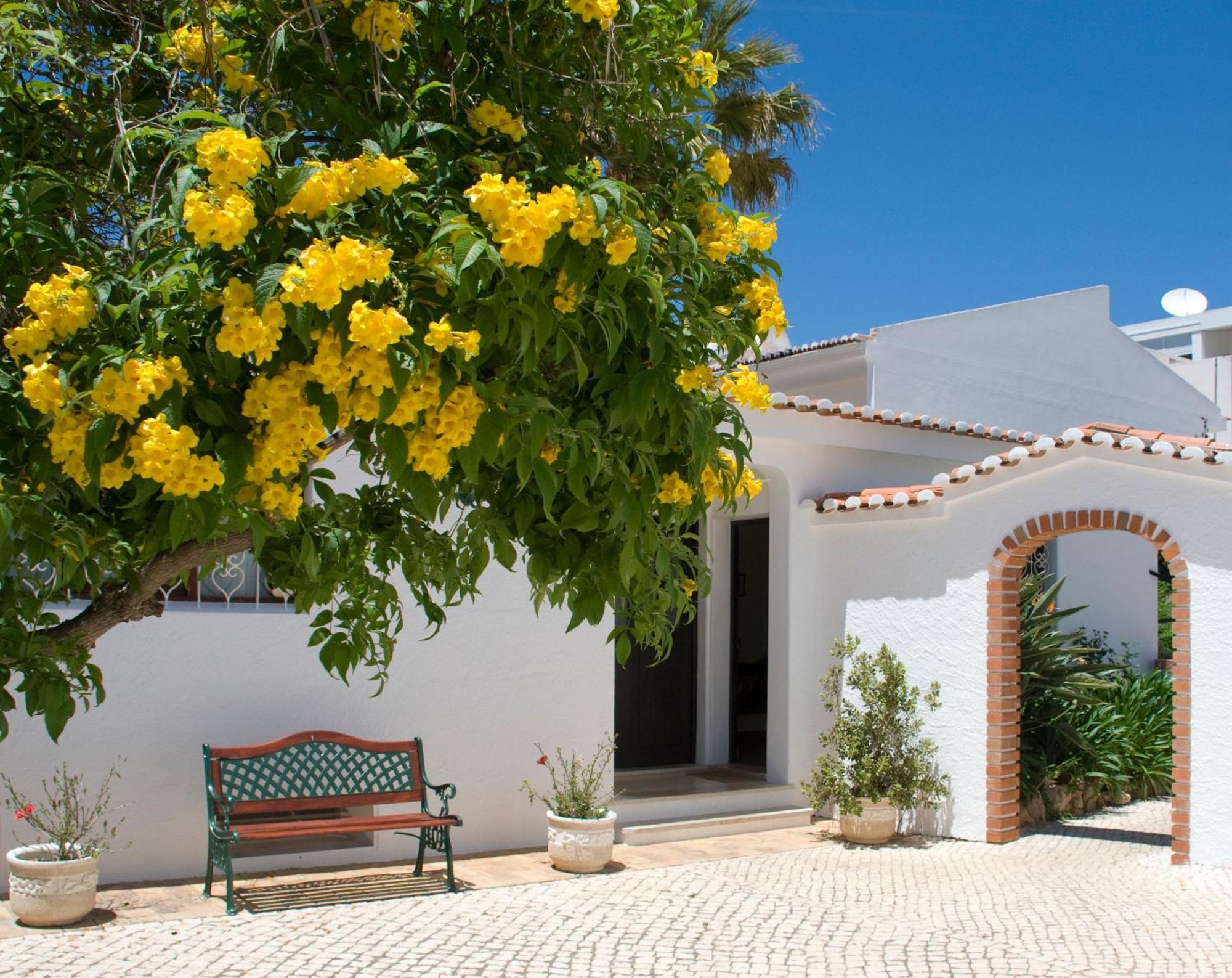 Apartamentos Turisticos Sollagos Esterno foto