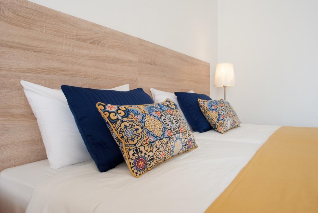 Apartamentos Turisticos Sollagos Esterno foto