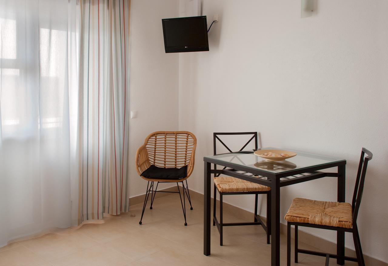 Apartamentos Turisticos Sollagos Esterno foto